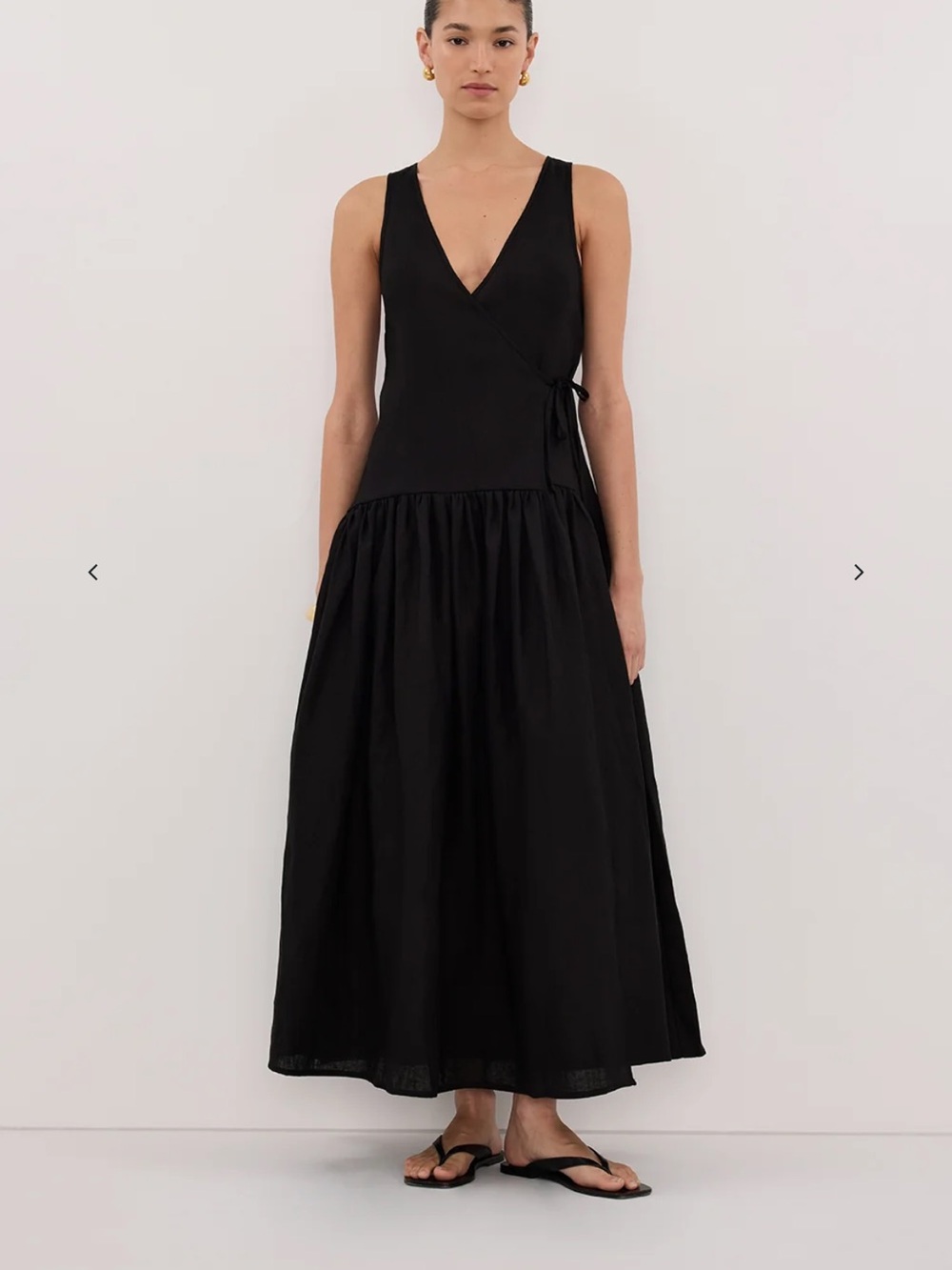 DISSH Black V-Neck Wrap Maxi Dress Ilio
